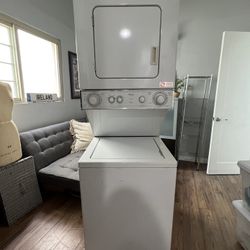 Whirlpool Stackable Washer Dryer Selling 300.00 for Sale in Los