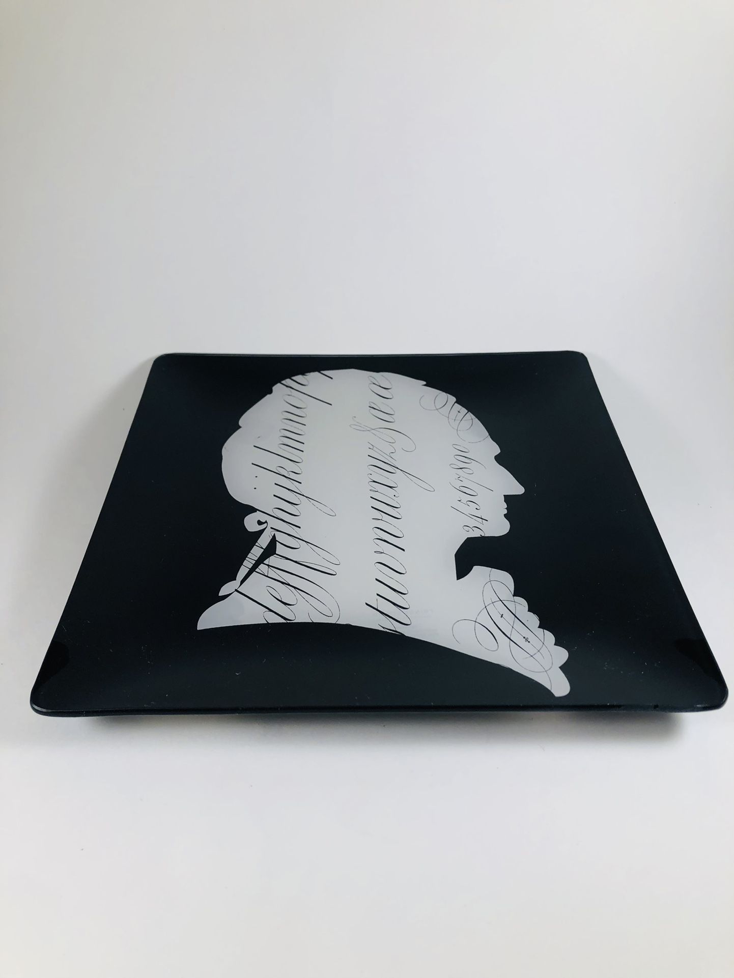 Vintage Glass Plates Wall Hanging Decor