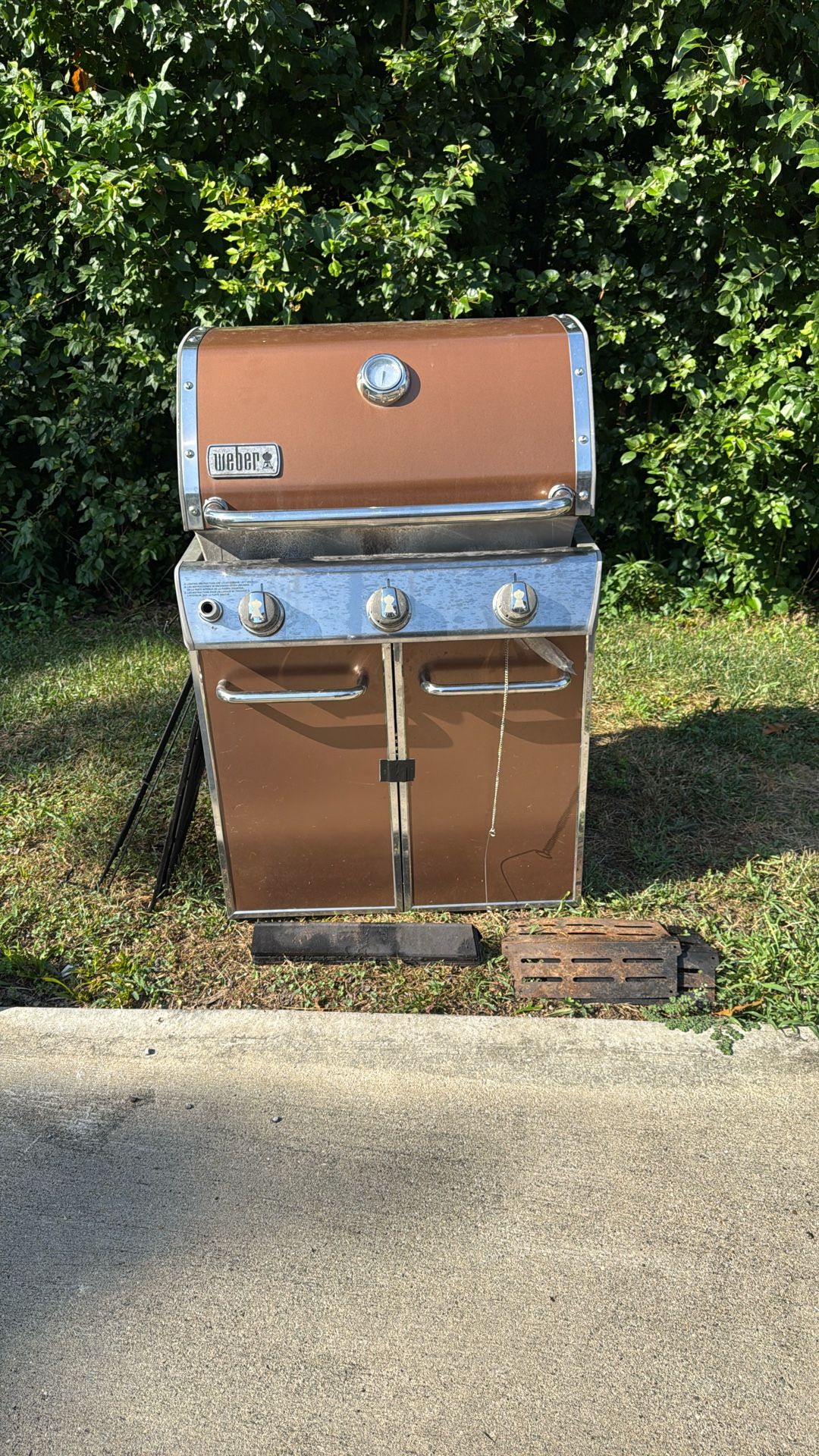 FREE!!! - Weber 3 Burner Grill - LP