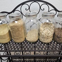 Set of 6 Large Ball Mason Jars w/ Lids – Pantry Storage or Decor
Price: $20
