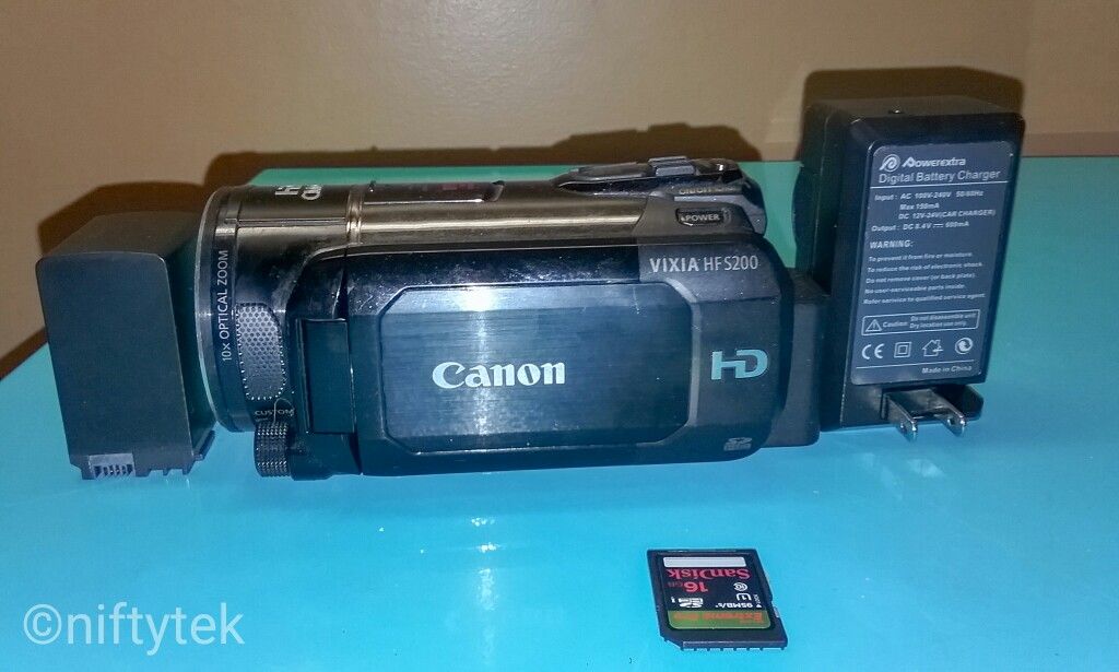 Canon VIXIA HF S200 High Definition Camcorder