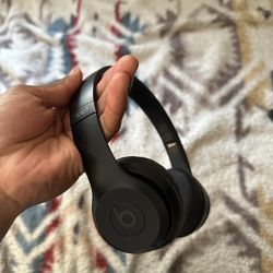 Beats Solo 3