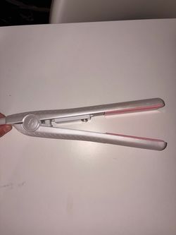 Hair straightener