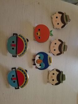 Adventureland tsum tsum disney pin