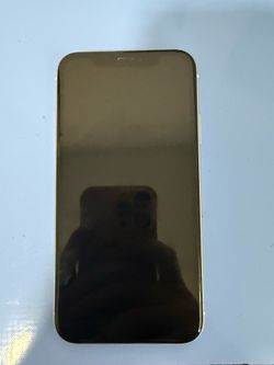 iPhone XR 128gb unlocked 79% battery