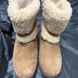 UGG Boots Women Size 8