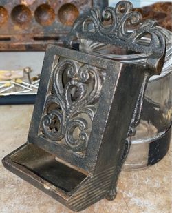 Antique Cast Iron Matchbox Holder wallmounted (READ DESC)