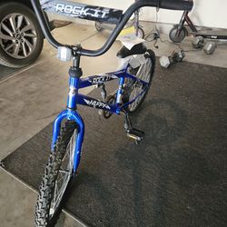 HUFFY ROCK IT 20 INCH BIKE NEW