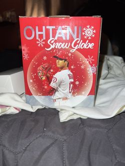 Ohtani Snow Globe