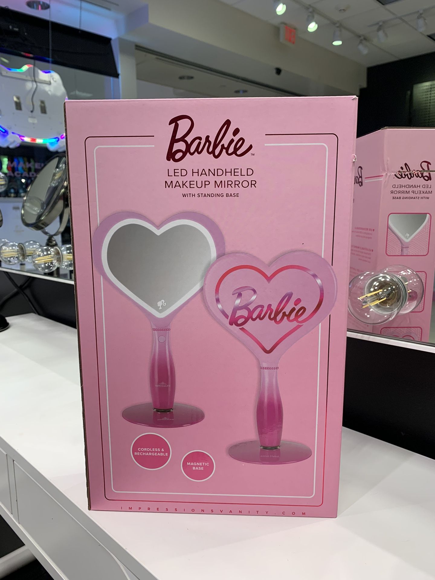 BARBIE LED HANDHELD MAKEUP MIRROR