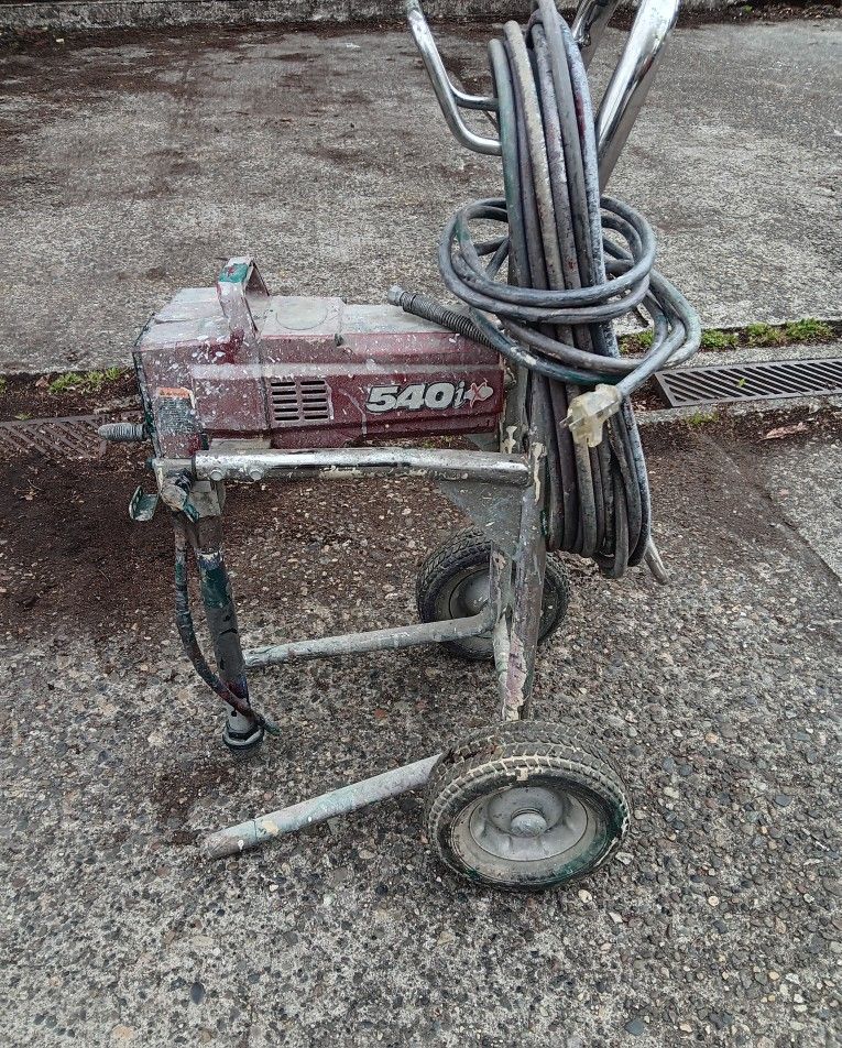 Titan 540i Paint Sprayer