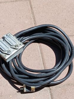 Heavy Duty Extension Cord with Multi-Outlet Block