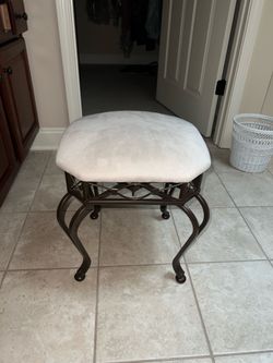 Decorative Metal Vanity Stool / Padded Ottoman