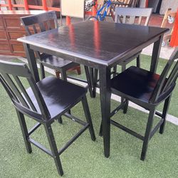 Bar height, Dining Table with chairs