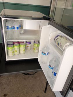 Mini fridge