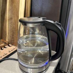 BottomHadinEEon Electric Kettle 1.7L, Glass with lights