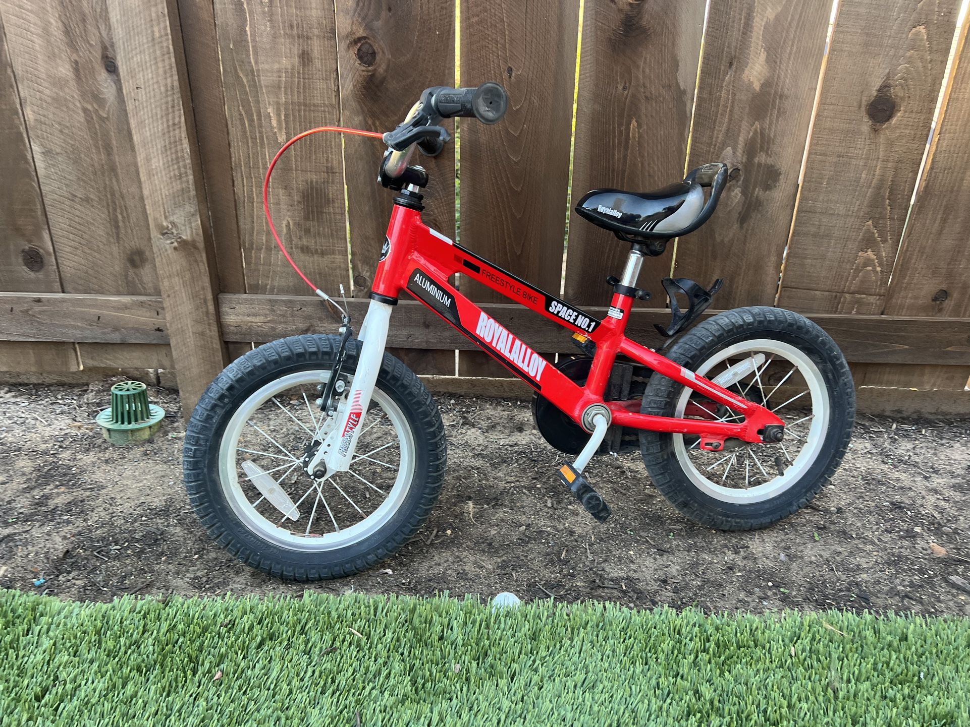 Royal Alloy Royal Baby Freestyle Aluminum Bike Space No 1 14 In Tire