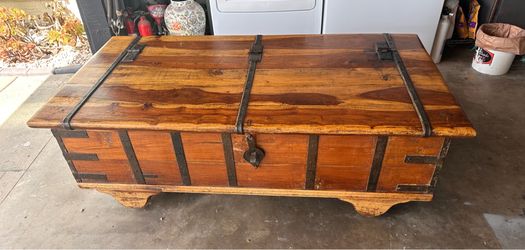 Wood Storage Trunk Coffee Table