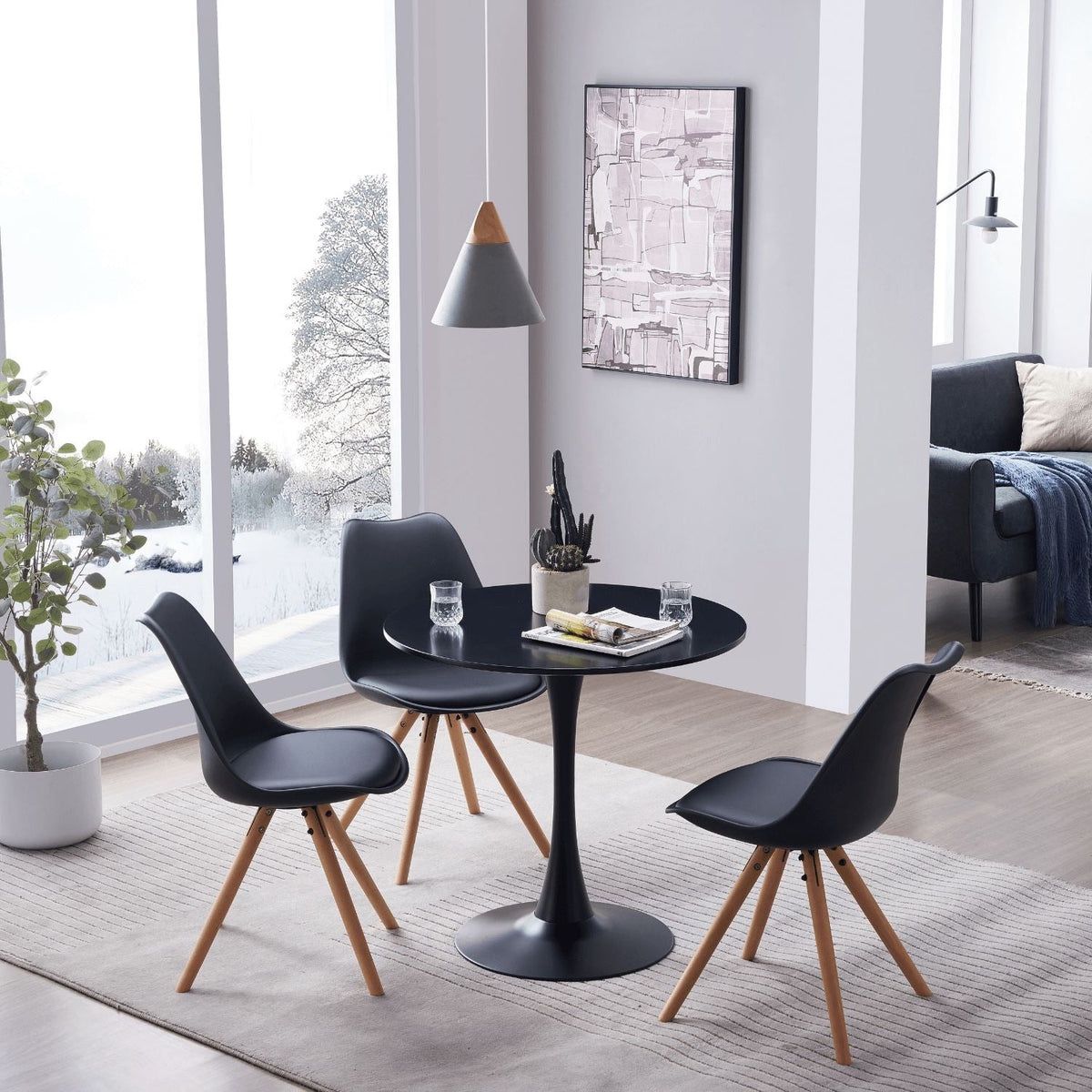 Round Black  Table and chairs