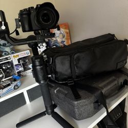 LUMIX G7 Camera Bundle 
