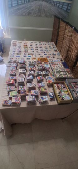 Football, Baseball, Basketball, Hockey Sports card collection, cards collection
