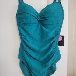 Nip Tuck Swinsuit