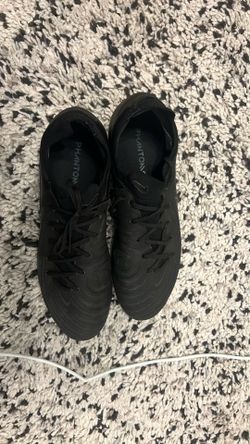 Phantoms cleats for soccer