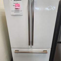 LG STUDIO 27 cu. ft. Smart Counter-Depth MAX French Door Refrigerator