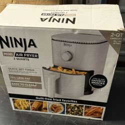 Ninja Mini Air Fryer, 2-Quart Capacity, Compact Nonstick Design, White