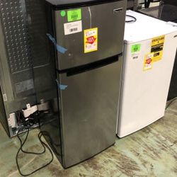 Magic Chef Refrigerator