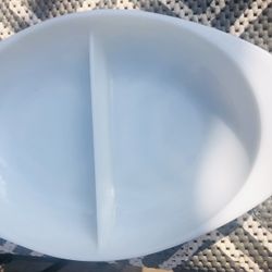 Vintage  Oblong  PYREX  DIVIDED  DISH  1063  1 1/2 QT USA  35