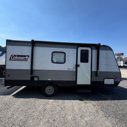2022 Coleman Lantern 17B