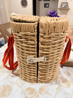Wicker Double Wine Bottle Carrier Basket