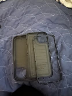 Brand new otter box defender iPhone 14 case