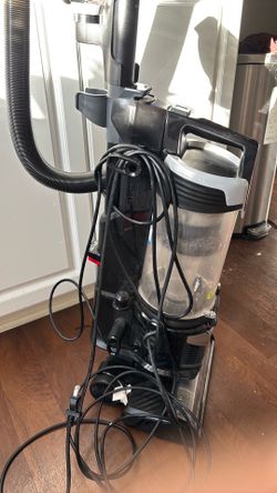 Bissell MultiClean Allergen Lift-Off Pet (Model 2998) — a pretty solid mid-range corded pet vacuum with HEPA sealed system.