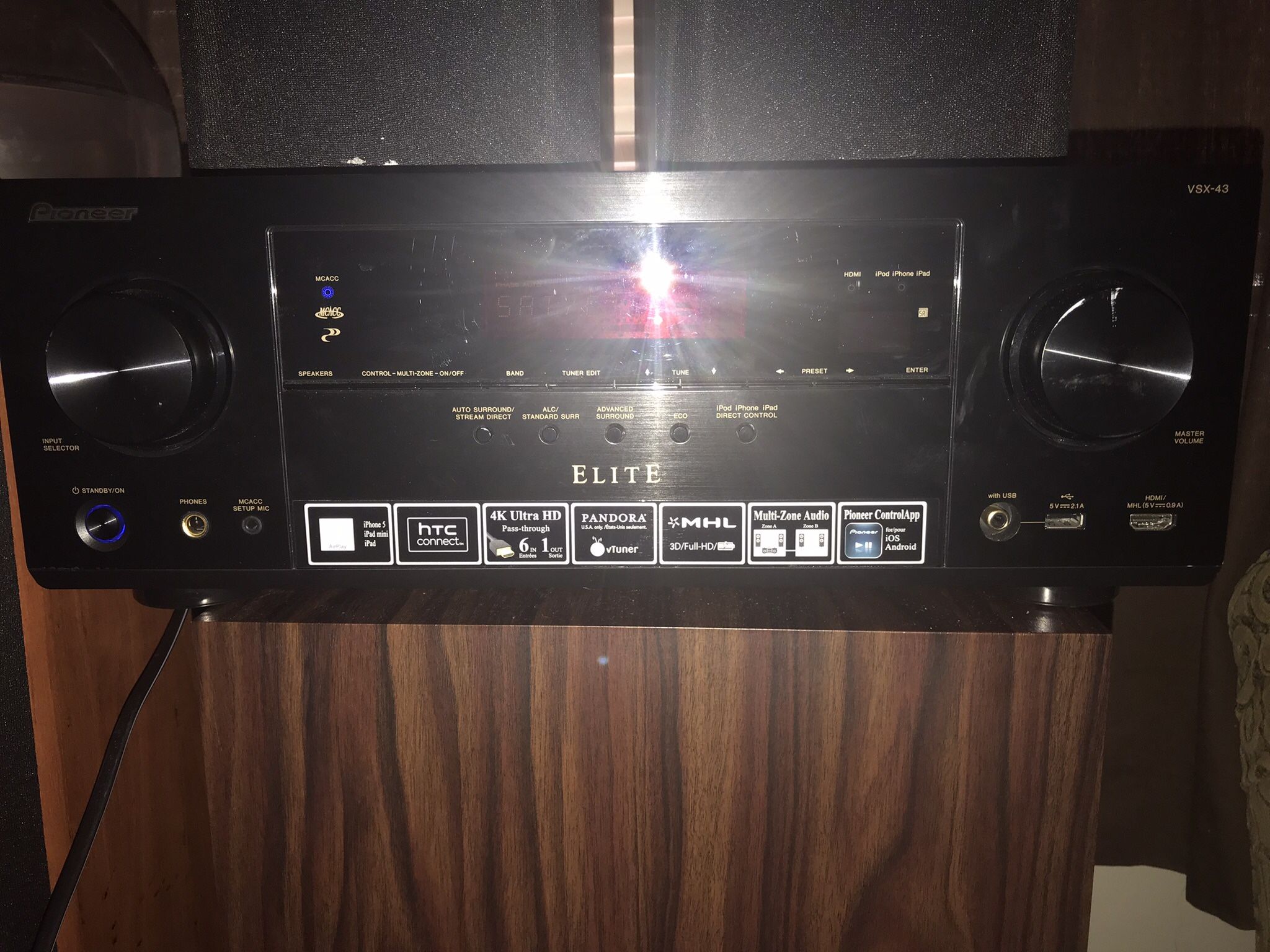 Pioneer Elite Receiver With Paragon Speakers 