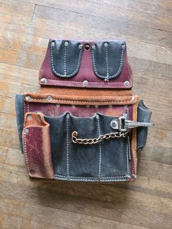 Occidental tool pouch