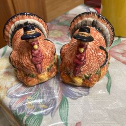 Turkey Salt And Pepper Shakers 