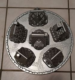 Nordic Ware Cozy Village Bundt Pan 6 Cups Non Stick