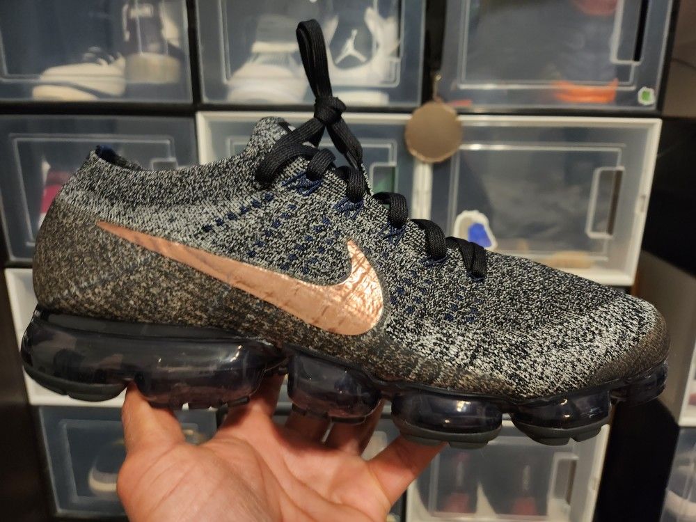 Nike Air Vapormax Explorer Dark Sz 12
