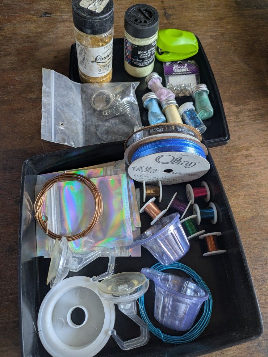 ARTS N CRAFTS LOT