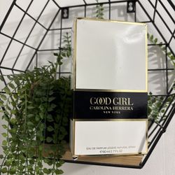 Carolina Herrera Perfume