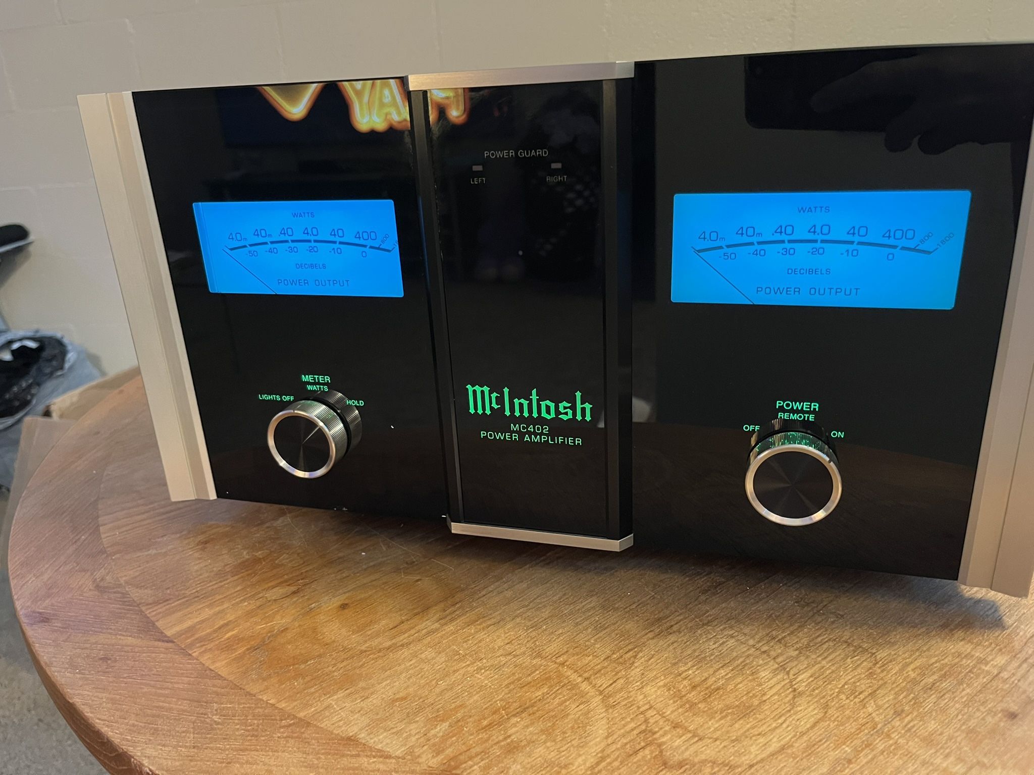 McIntosh MC402 Power Amplifier