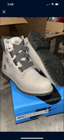 Womens Timbs Size 6