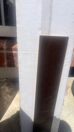 Four boxes of engineering hardwood floor Four boxes of engineering hardwood floor