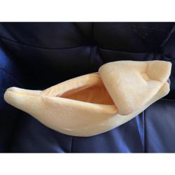 Banana Pet Bed