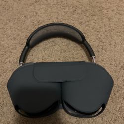 Apple AirPods Max Headphones