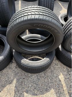 2 llantas 215/55r17 dela cooper 95% de vida por $120