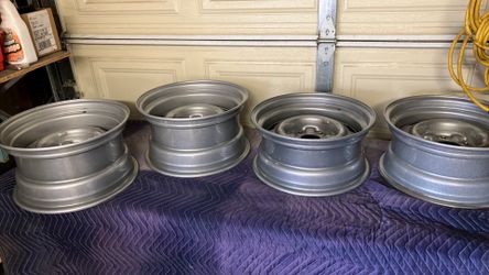 15x8 And 15x7 Chevy Rallys Bolt Pattern 5x4.75