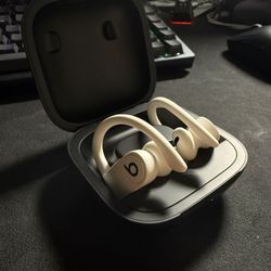 Beats Powerbeats Pro